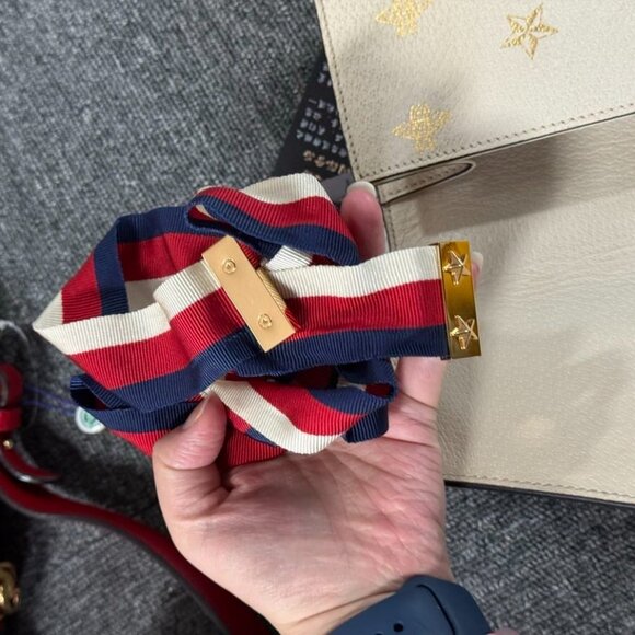 Gucci White Bee Star Print Leather Small Sylvie Web Chain Shoulder Bag - Picture 7 of 8